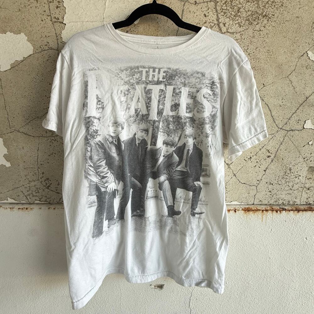Beatles T‎ Shirt Graphic Band Tee Adult Unisex Medium Rock Concert Classic Merch